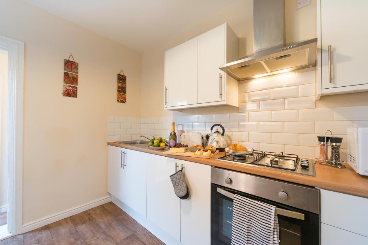 3 Bedroom-5 Beds Newland Ave King'S Palace Leisure-Contractor-Heart Of Hull Amenities Kingston upon Hull Ngoại thất bức ảnh